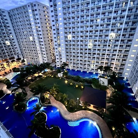 Studio Units At Shore Residences Condo Moa Complex Near Airport Pasay Exterior foto