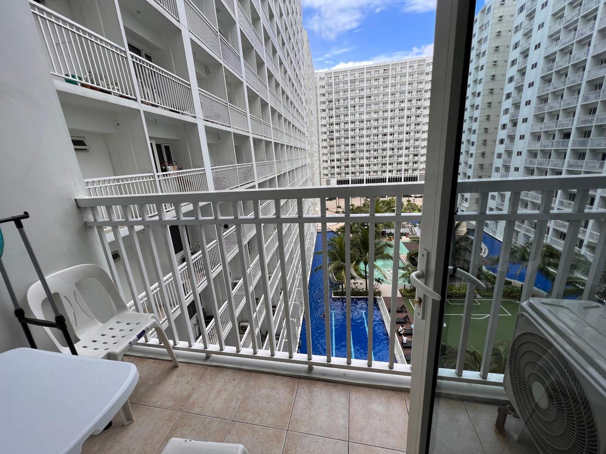 Studio Units At Shore Residences Condo Moa Complex Near Airport Pasay Exterior foto