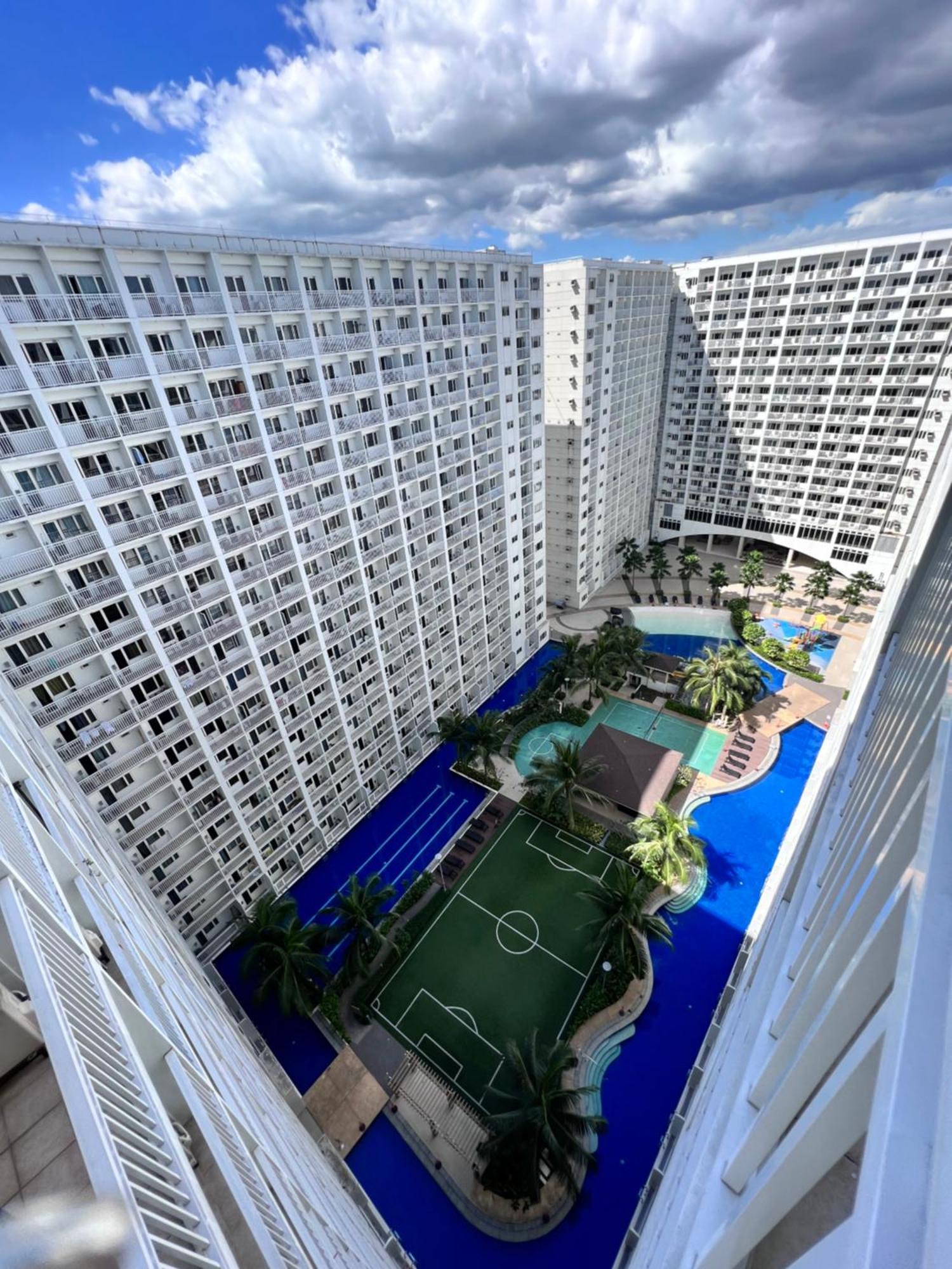 Studio Units At Shore Residences Condo Moa Complex Near Airport Pasay Exterior foto